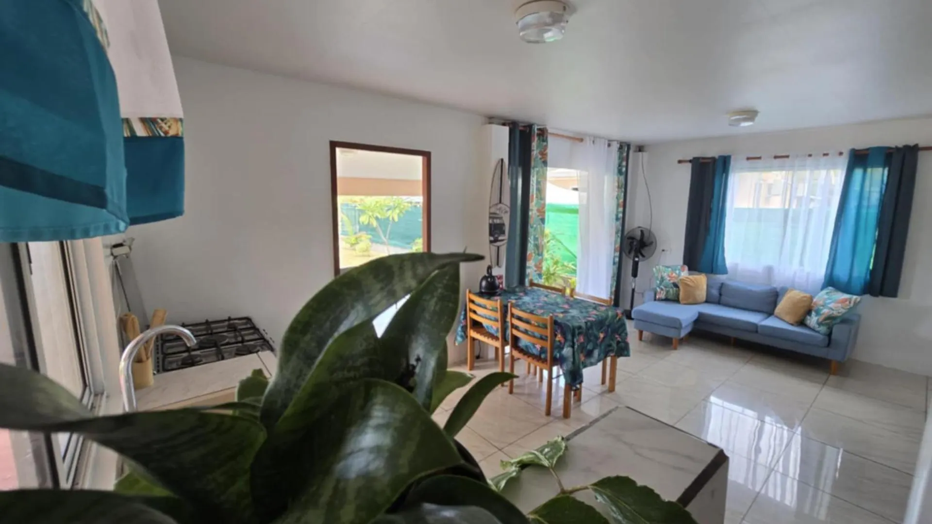 Dom wakacyjny Te Anuanua Lodge Avatoru